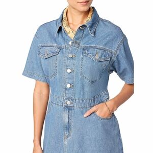 Signature Levi Strauss Dress Button Up Blue Denim Pockets Short Sleeve Size S